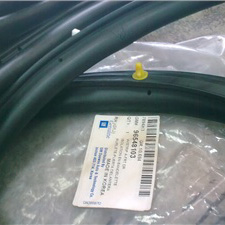 96548103 General Motors Compactador da porta dianteira direita (na porta)