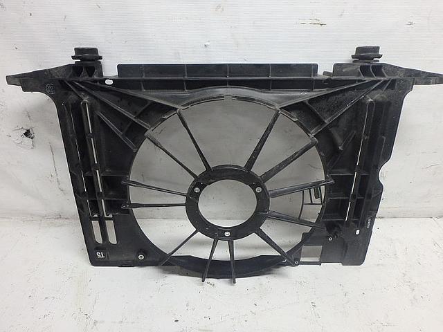 167110D191 Toyota Difusor do radiador de esfriamento