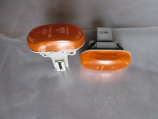 3641075F01 Suzuki Luz intermitente no pára-lama