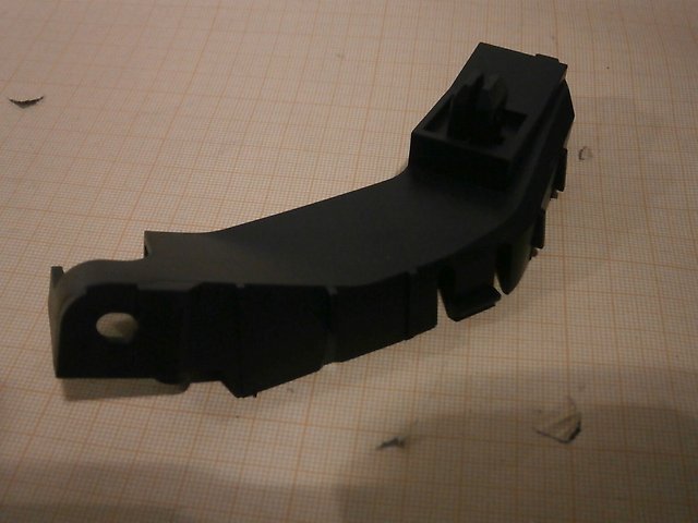 71193SMGE00 Honda Consola externa direita do pára-choque dianteiro