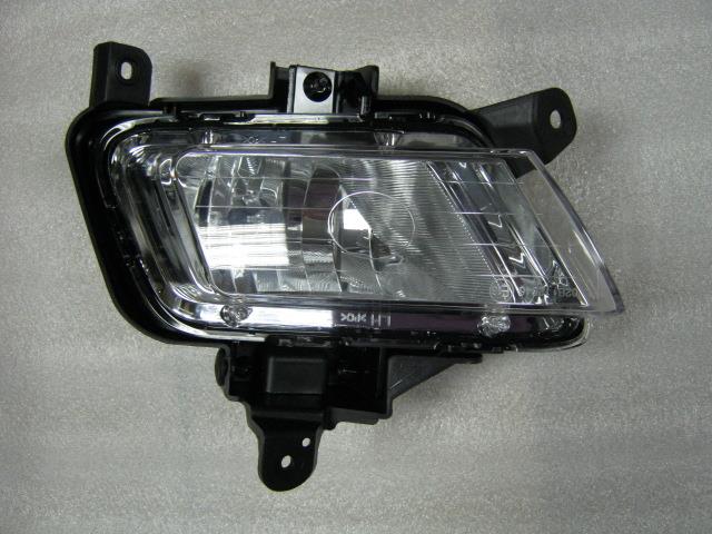 922011H070 Hyundai/Kia Luzes de nevoeiro esquerdas