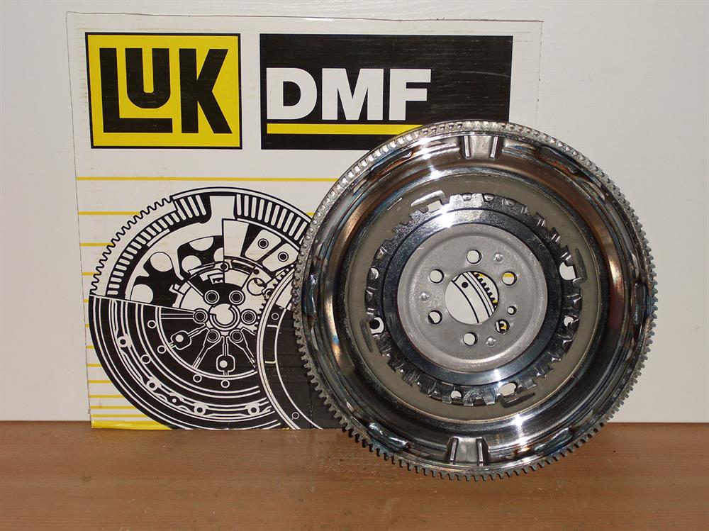 Volante de motor Sachs 2295601004 preço, a partir de 782,38 USD