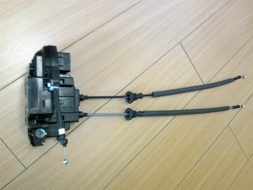 Fecho da porta dianteira esquerda Hyundai/Kia 813102B020 preço, a partir de 54,48 USD