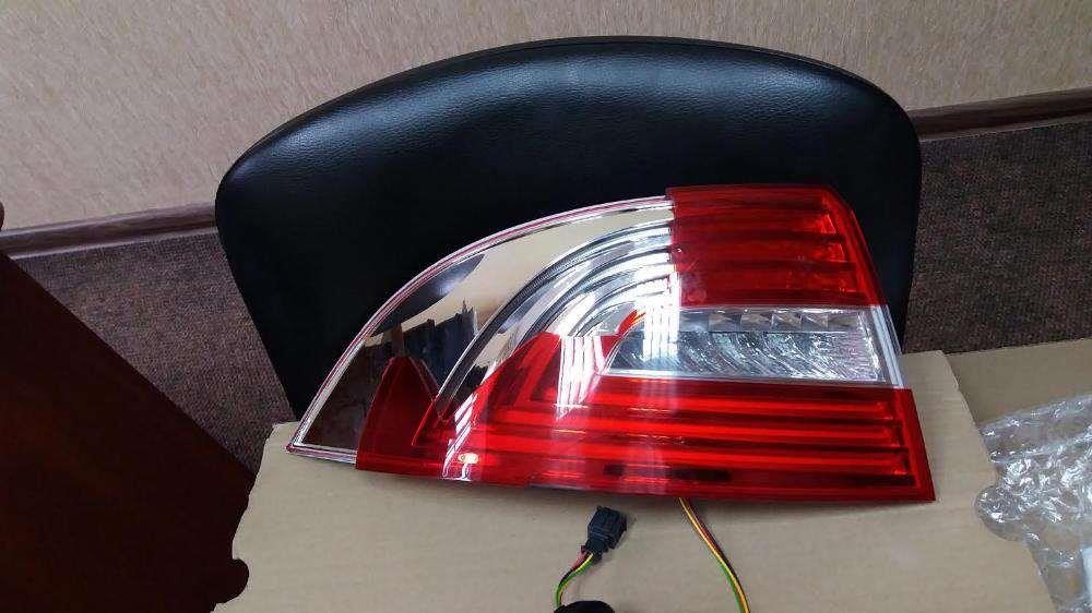 3T5945095A VAG Lanterna traseira esquerda externa