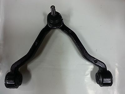 4440208000 Ssang Yong Braço oscilante superior direito de suspensão dianteira