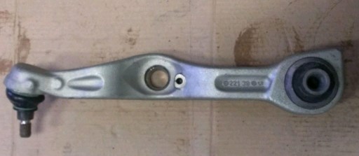A2213307207 Mercedes Braço oscilante inferior direito de suspensão dianteira