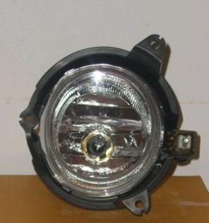 Luzes de nevoeiro direitas Ssang Yong 8320221001 preço, a partir de 56,18 USD