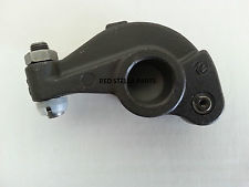 2453142880 Mitsubishi Balanceiro de válvula (balanceiro de válvulas) de admissão