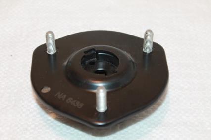 GJ6E34380A Mazda Suporte de amortecedor dianteiro
