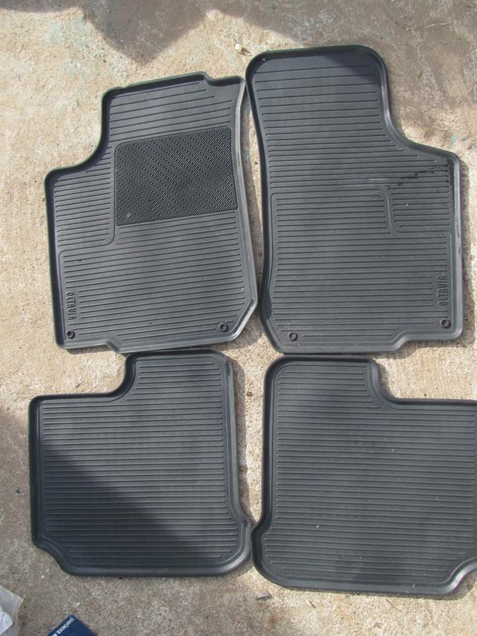 Tapetes dianteiros + traseiros, kit VAG DCC300003 preço, a partir de 139,47 USD