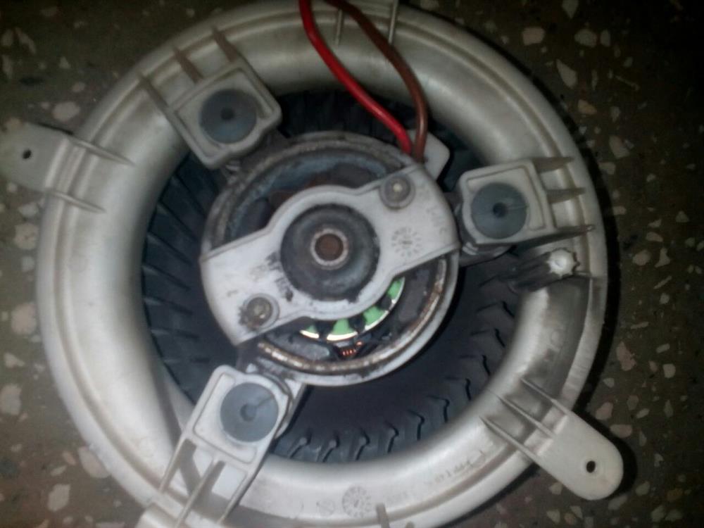 A2108200042 Mercedes Motor de ventilador de forno (de aquecedor de salão)