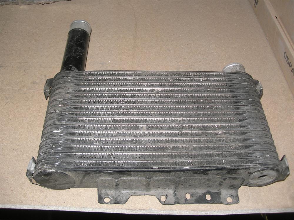 MR239608 Mitsubishi Radiador de intercooler