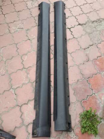 877202B200CA Hyundai/Kia Placa sobreposta (moldura) externa direita de acesso