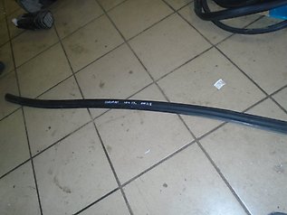 MN126736 Mitsubishi Vedação da capota