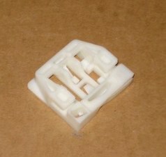 Corrediça de acionamento de vidro traseiro VAG 1U0837584 preço, a partir de 1,32 USD