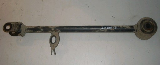 551119305R Renault (RVI) Braço oscilante (tração) longitudinal inferior esquerdo de suspensão traseira