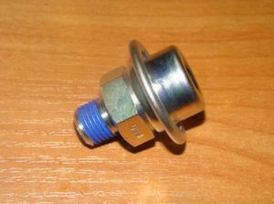 Regulador de pressão de combustível na régua de injectores para Chevrolet Aveo II T250, T255