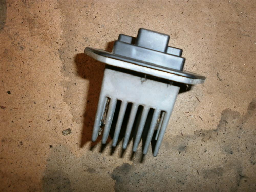 Resistor (resistência) de ventilador de forno (de aquecedor de salão) Mitsubishi 7810A063 preço, a partir de 24,18 USD