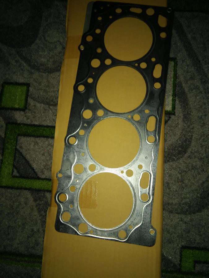 Vedante de cabeça de motor (CBC) Mitsubishi 1005A026 preço, a partir de 48,97 USD