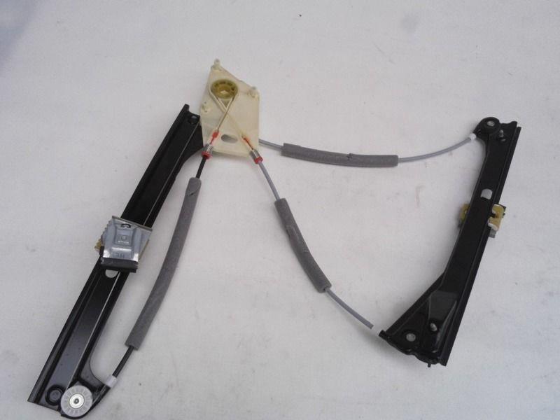 Mecanismo de acionamento de vidro da porta dianteira esquerda VALEO 851046 preço, a partir de 58,29 USD