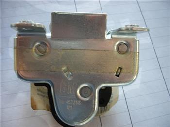  Fecho de tampa de porta-malas (de 3ª/5ª porta traseira) Opel Vectra B sedan (36) (1995 - 2002) B