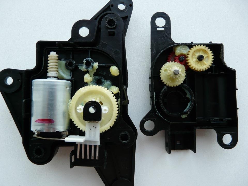 971542E300 Hyundai/Kia Acionamento de comporta de forno
