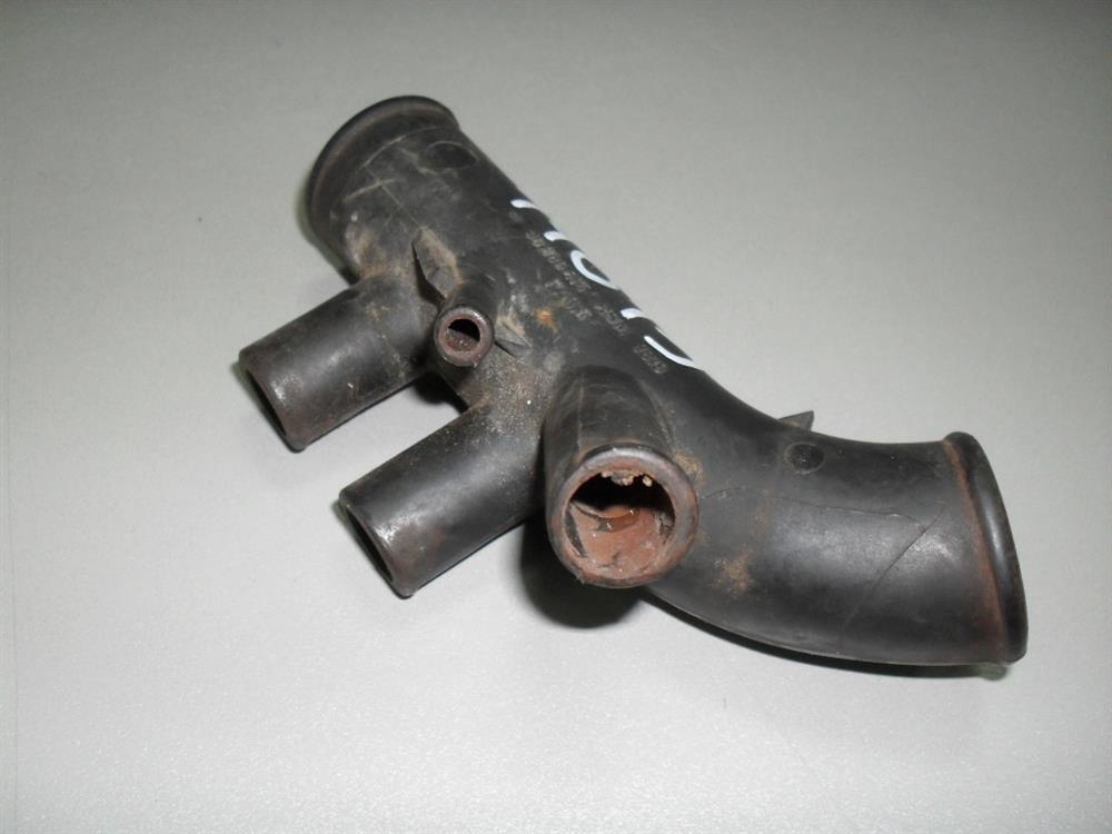 Mangueira (cano derivado) do sistema de esfriamento para Opel Omega A 16, 17, 19