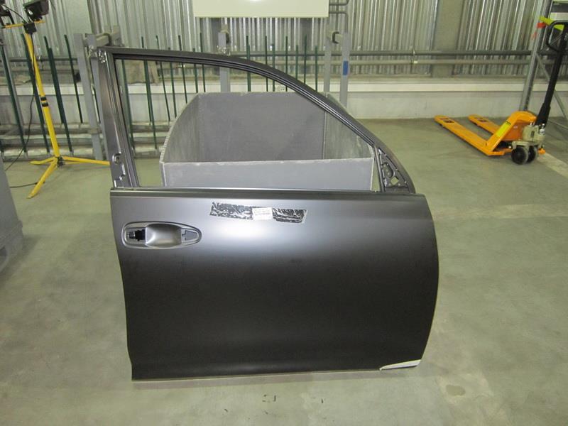 Porta dianteira direita Toyota 6700160710 preço, a partir de 1199,55 USD