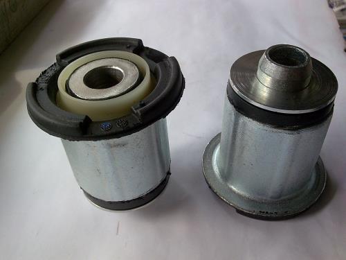 8200034395 Renault (RVI) Viga de suspensão dianteira (plataforma veicular)