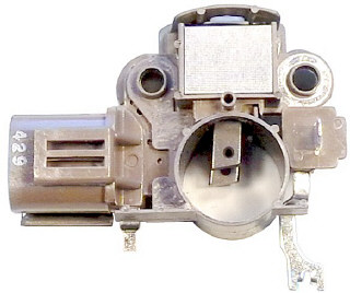 Relê-regulador do gerador (relê de carregamento) B67518W70 Hyundai/Kia