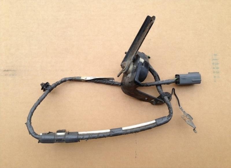 GS1F5121Y Mazda Sensor dianteiro do nível de posição de carroçaria
