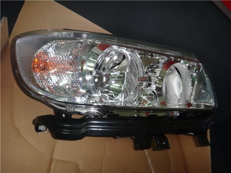 Luz direita Subaru Forester II S11, SG ao melhor preço