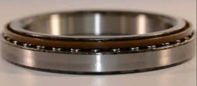 EC12606S01H106 SNR