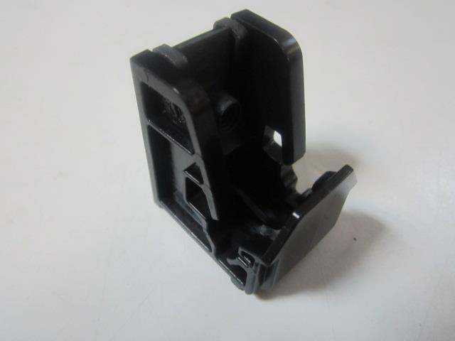89410821902 VAG Consola (adaptador) de fixação das luzes dianteiras