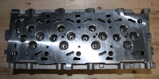 2210027900 Hyundai/Kia Cabeça de motor (CBC)