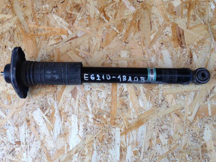 E62101BA0B Nissan/Infiniti Amortecedor traseiro