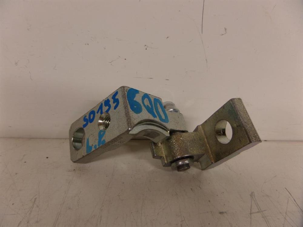 Gozno da porta dianteira esquerda VAG 6Q0831401C preço, a partir de 36,58 USD