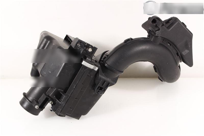 165541KA0A Nissan/Infiniti Ressonador de filtro de ar