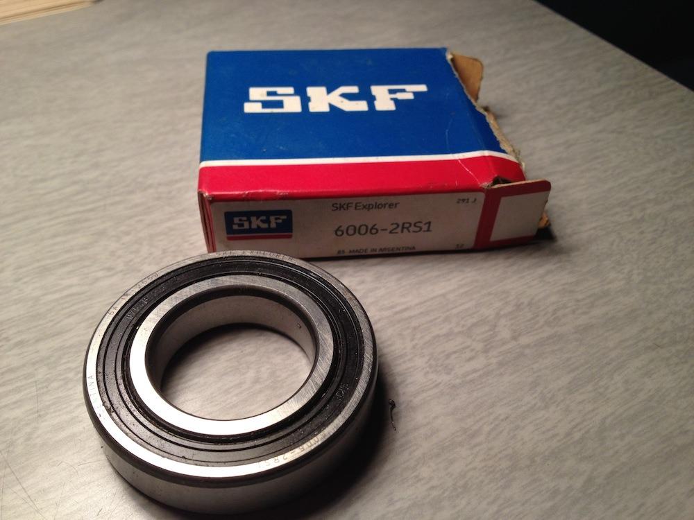 Compre 6006 SKF Rolamento suspenso da junta universal