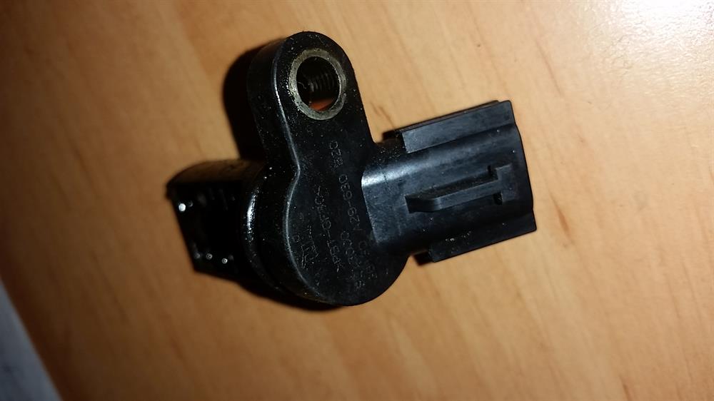 Sensor de posição da árvore distribuidora Nissan/Infiniti 1731023900 preço, a partir de 21,42 USD