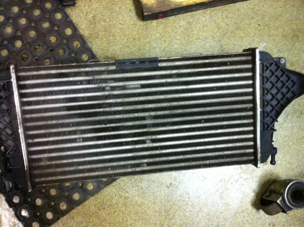 Compre 961458 Nissens Radiador de intercooler