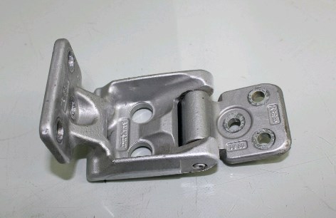 9067400437 Mercedes Gozno esquerdo superior da porta traseira (batente)