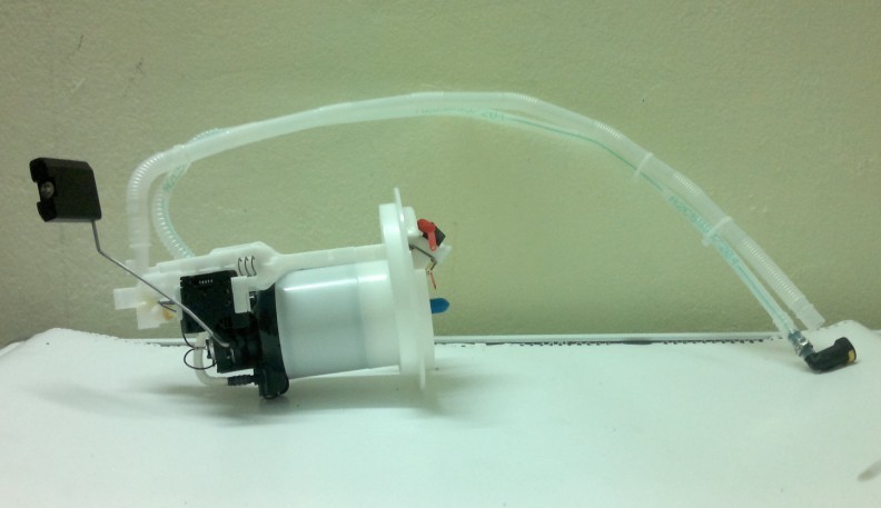 8TF358146071 HELLA Módulo de bomba de combustível com sensor do nível de combustível