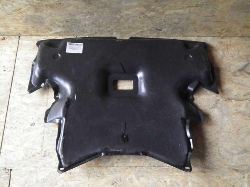  Proteção de motor, de panela (da seção de motor) Mercedes C sedan (W203) (2000 - 2007) 