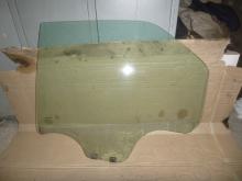 8200211930 Renault (RVI) Vidro da porta traseira esquerda