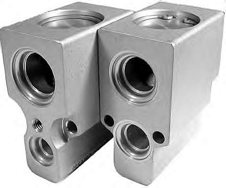 8UW351239211 HELLA
