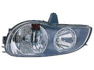 811501E410 Toyota Luz esquerda