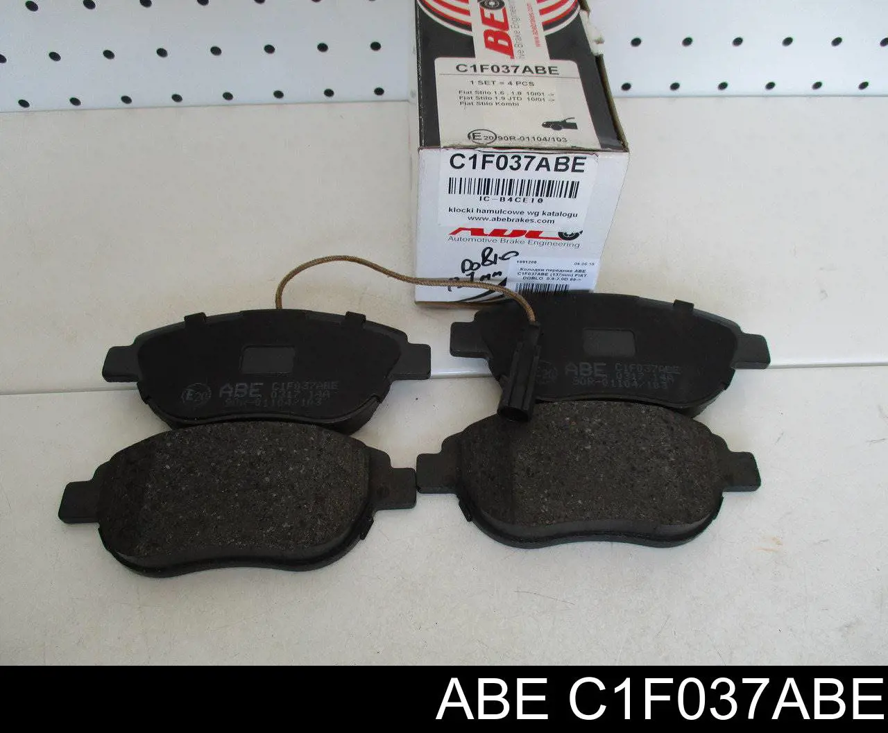 Compre C1F037ABE ABE Sapatas do freio dianteiras de disco