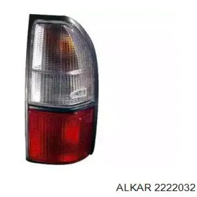 Compre 8155060510 Toyota Lanterna traseira direita