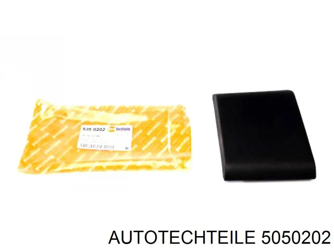 768180129R Renault (RVI) Moldura da porta dianteira direita